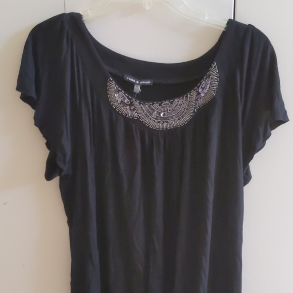 Cable & Gauge Black Top w/ Jeweled Neckline - XL - Picture 7 of 7